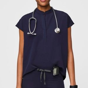 FIGS Rafaela scrub top Navy xs